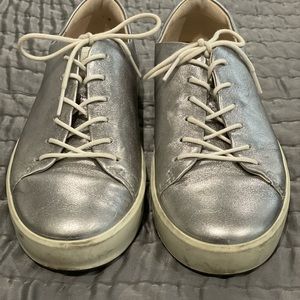 Ecco silver metallic sneakers women’s size 39